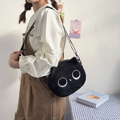 Cartoon cat small bag for women, new autumn and winter popular plush toy bag, Japanese cute crossbody plush bag