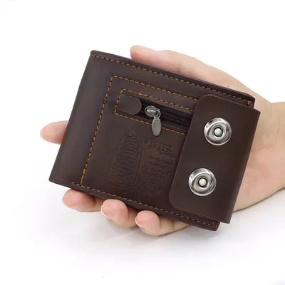 Herren-Kurzgeldbörse mit geprägtem Magnetverschluss, Mehrkartenfächern und Reißverschluss- - 3