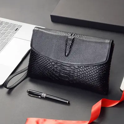 Crocodile Pattern Black Genuine Leather Men's Clutch Bag, Large Capacity - 1