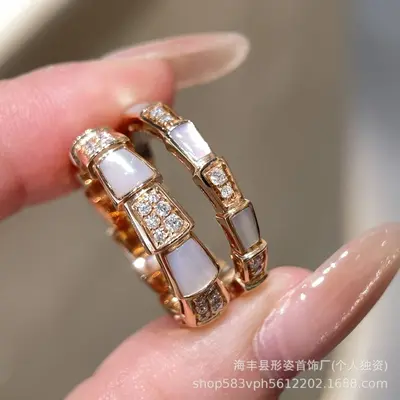 驴家万花筒满天星双T戒指高版镀18k金轻奢风coco蛇骨钉子情侣对戒