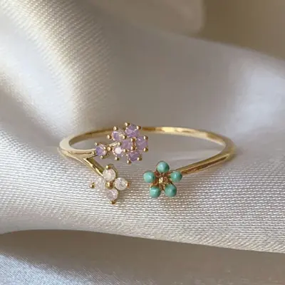In Europa und Amerika sehr beliebter verstellbarer offener Ring mit Zirkonsteinen, 16er vergoldetes Kupfer mit echtem Gold, süßer und niedlicher Blütenring für Frauen. - 8