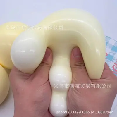 Riesige Käseball-Mochi-Quetschfigur 10 cm, wasserähnliche Textur, langsame Rückstellung