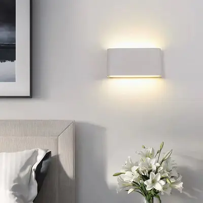 Waterproof Outdoor LED Wall Light for Balconies and Gardens