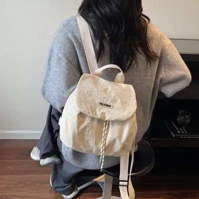 Leichter Nylon-Mini-Rucksack für Damen, Reise - 4