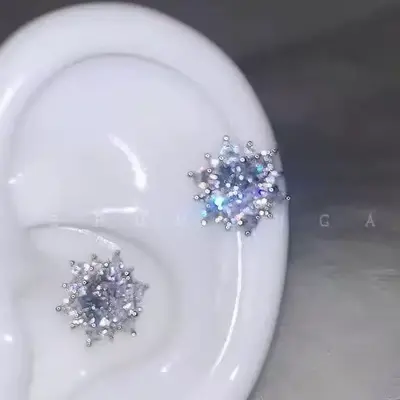 Explosive zircon ear clips for women's daily business attire, versatile, elegant, earlobe clips without piercings, premium, accessible luxury and simple earrings - 12