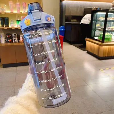 Große Kapazität Sporttrinkflasche 2 Liter Trend-Pipettenglas mit Skalierung tragbares einfaches auslaufsicheres stoßfestes Wasser-Trinkgefäß - 12