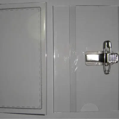 9x5,6 cm sert PVC kimlik kartlığı, çift taraflı, fuar için tekil ambalajlı