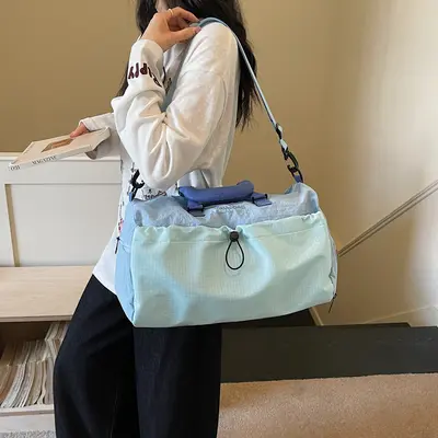 Reisetasche mit Trocken-Nass-Trennung, groß