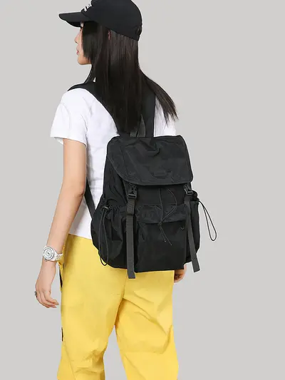 Großer Unisex-Rucksack für Schule und Alltag - 2