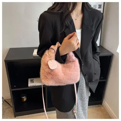 Peluş Çanta Lüks Hava Peluş Yeni Model El Çantası Sonbahar Kış Trendi Çok Amaçlı Niş Moda Çapraz Askılı Küçük Çanta - 11