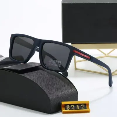 Retro Square Men's Polarized Sunglasses, Premium Stylish Design - 3