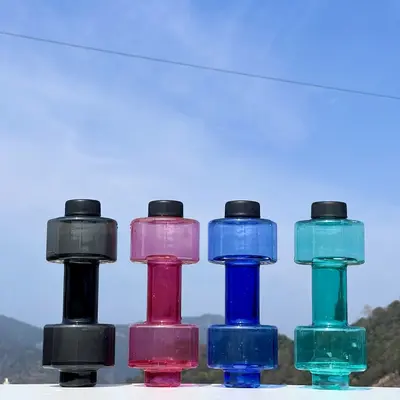 Summer outdoor small 550ML dumbbell water bottle fitness sports water bottle plastic cup student personalized water bottle customization