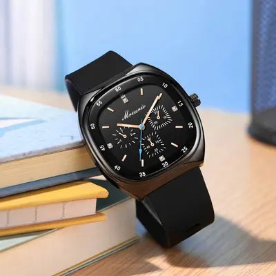 Beliebte Exportware Mode Fass Silikon Armband Drei-Augen Blauzeiger Herrenarmbanduhr Quarz Herrenuhren Fabrik Lagerbestand Großhandel