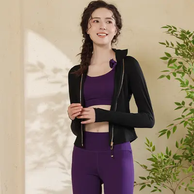 Yoga-Set mit Schlaghose und Jacke, schlanke Passform - 7