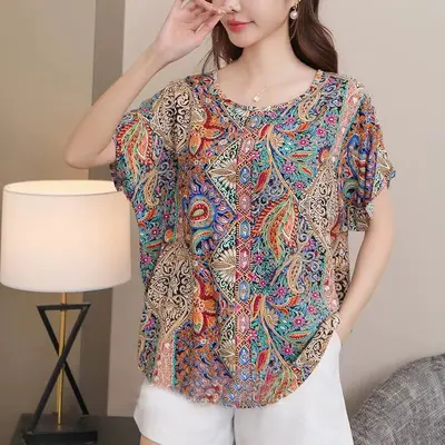 Große Größe Damen-T-Shirt mit Print, kurzarm, locker geschnitten, Viskose-Seidenmischung - 9