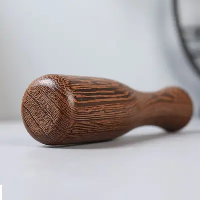 Hühnerflügel Holz Knoblauchpresse traditioneller Knoblauchzerkleinerer Haus Knoblauchstößel Knoblauchstößer Mörser Nussknacker