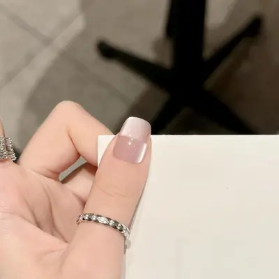 Minimalist Glass Bead Space Cat Eye Handmade Wearable Press-On Nails, Premium Nude, Short - 5