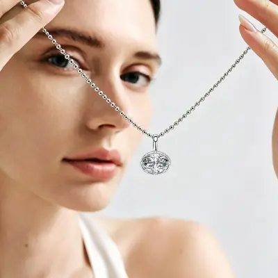 S925 gümüş kolye, oval 2 karat moissanit taşlı