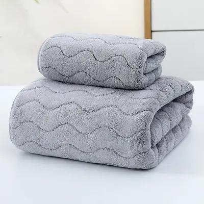 Absorbierende Korallenflor-Handtuch und Badetuch Zweiteiliges Set Haustuchhandtuch weiches und hautfreundliches fusselfreies Gesichtshandtuch Badetuch