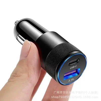 3.1A USB+PD küçük çelik top araba şarj cihazı alüminyum alaşımlı USB-C+USB araç cep telefonu şarj cihazı üreticisi hızlı şarj