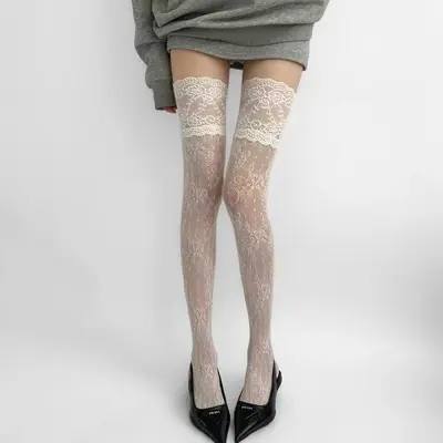 Japanischer JK-Stil, weiße Spitzen-Overknee-Strümpfe, ultradünn, durchbrochen