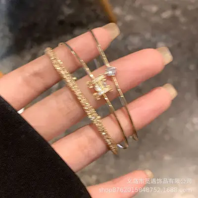 3-piece gold-plated bracelet set with zircon letter H details - 7