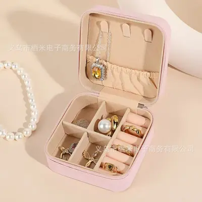 Schmuckbox Aufbewahrungsbox tragbar für Ohrstecker Ohrringe Armschmuck Halskette Ring kleine elegante Mini-Box Neumodell - 8