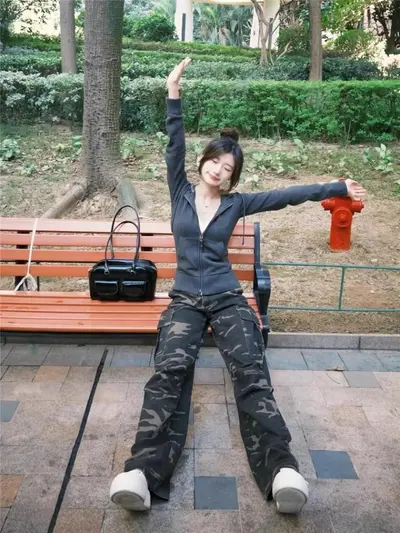 Kadın Ekose Kapüşonlu Fermuarlı Triko Hırka, Slim Fit, Sonbahar 2026 - 6