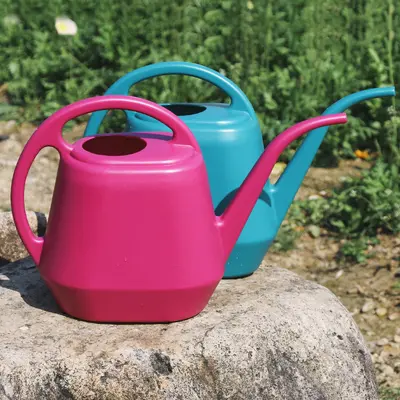Gießkanne mit langem Ausguss aus Kunststoff, 4 Liter, für Garten und Blumen