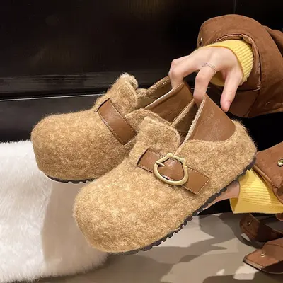 Kadın leopar desenli peluş ayakkabı, cırtlı, polar astarlı