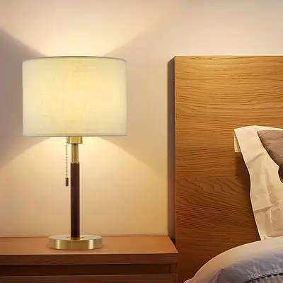Retro-Hotel-Tischlampe mit Stoffschirm und Schalter