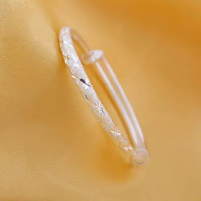 Silberbeschichtetes Baby's Breath Armband für Damen
