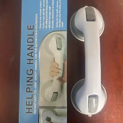 Drill-Free Suction Cup Bathroom Grab Bar for Children and Elderly - 11