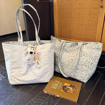 Çift Taraflı Leopar Desenli Kadın Tote Çanta, Sırt ve Omuz Askılı - 7