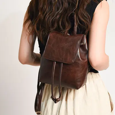 2026 New Women's Backpack Handbag Spring and Summer Simple Versatile Niche Retro Brown Drawstring Shoulder Bag Women's Bag New