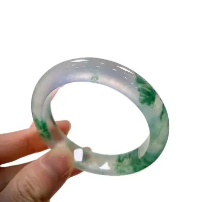Quarz-Jade-Armband, Eisnudelsorte helles Grün mit schwebenden Blüten - 5