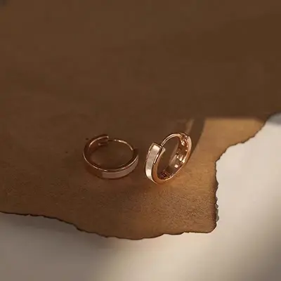 Minimalist ring earrings for women, flat design - 3