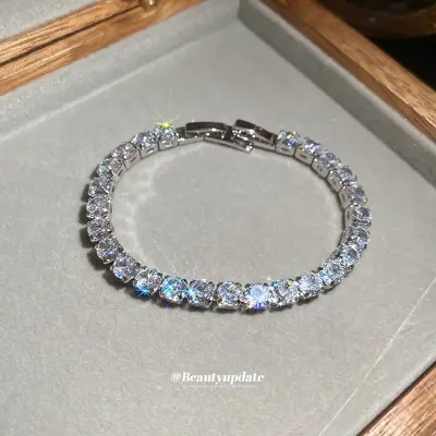 Süper Parlak Zirkon Geometrik Kare Toka Bileklik Moda Sade Her Kombine Uyumlu Zarif Bileklik Lüks Görünümlü Yüksek Kaliteli Kadın Takı