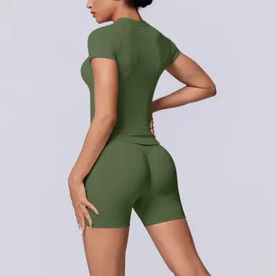 Seamless Solid Color Breathable Women's Short-Sleeve Shorts Set - 9