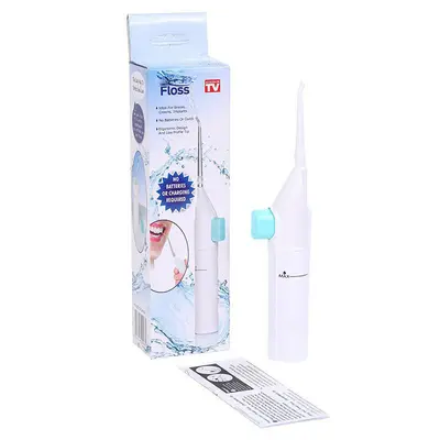 Portable manual water flosser oral irrigator