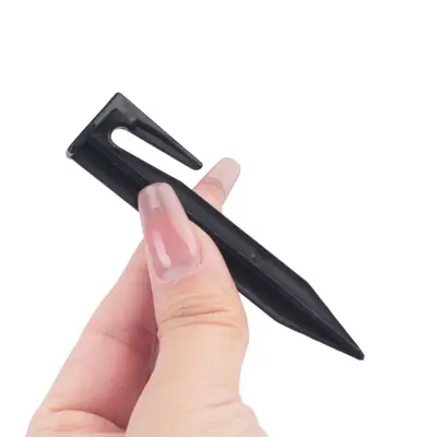 8.5cm Plastic Lawn Edge Stake for Mower Boundary Wire and Cable Fixing
