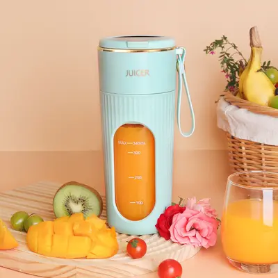 Portable electric fruit juicer with USB rechargeable battery - 12