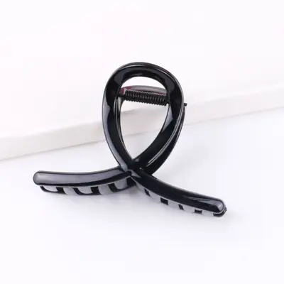 Black claw clip hair clips in large, medium and small sizes handmade DIY hair clips simple versatile back of head hair bun shark clip wholesale - 12