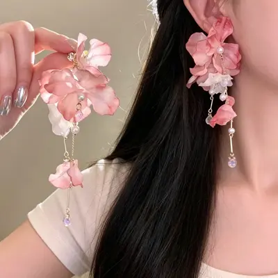 Fabric flower earrings, spring summer style, lightweight luxury - 9