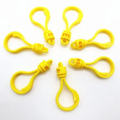 Rotating Bulb Buckle Doll Hook, Plastic Question Mark Hook
