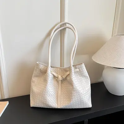 Große Kapazität Tote Bag Damen 2026 Neukollektion Trendy Mode hoher Ästhetik Modedesign Einzelschulter-Tasche Muted-Ton Pendeltasche - 8