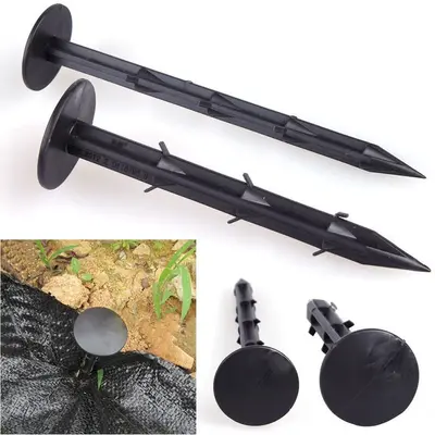 Weed Control Mulch Fabric with Plastic U-Shaped Pegs