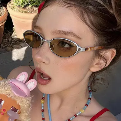 2026 Small-Frame Oval Sunglasses, UV400 Protection, Retro Style - 3
