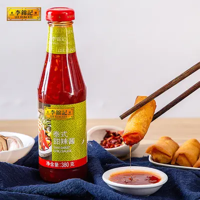 Lee Kum Kee Thailändische süß-scharfe Sauce 380g