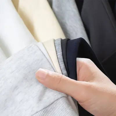 Herren Kapuzensweatshirt aus 100% Baumwolle, mit Reißverschluss, locker